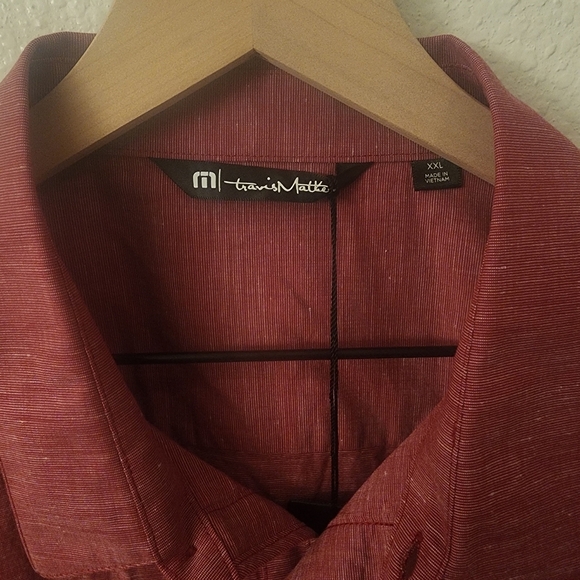 NWT Travis Mathew Rio Red Studebaker Button Up Shirt Mens XXL - Picture 4 of 9
